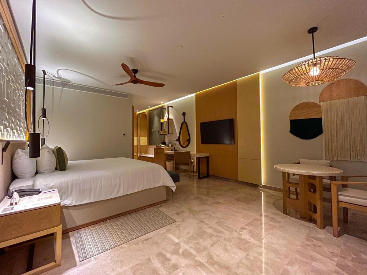Haven Riviera Cancun (Adults Only) Alfredo V. Bonfil Luaran gambar Junior Suite at the Grand at Moon Palace